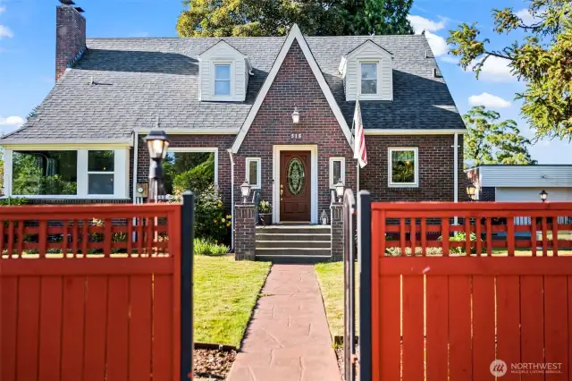 Whimsical entry full of fairytale charm.