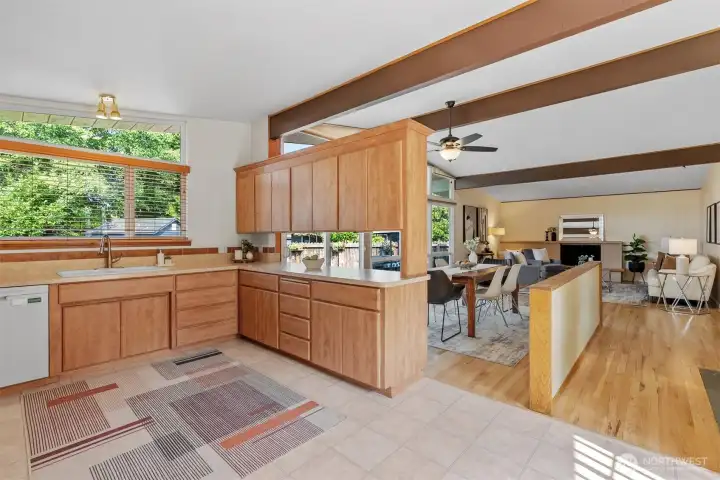 Tons of kitchen storage! Plenty of room for a mobile kitchen island too.