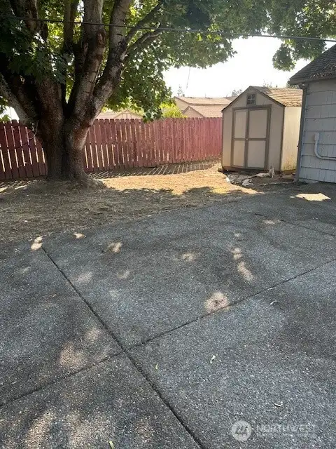 Side yard