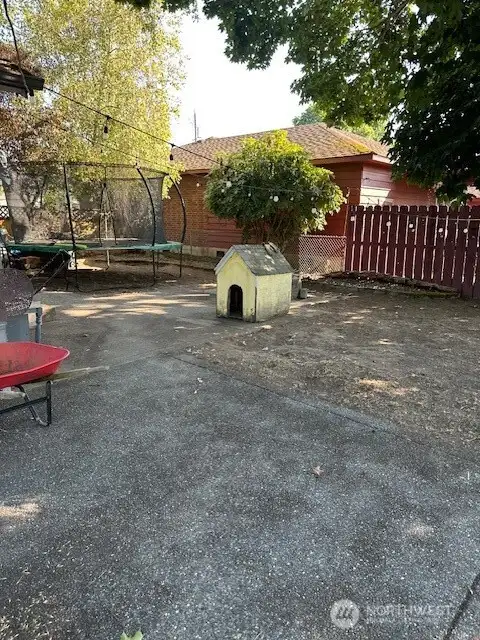 Side yard