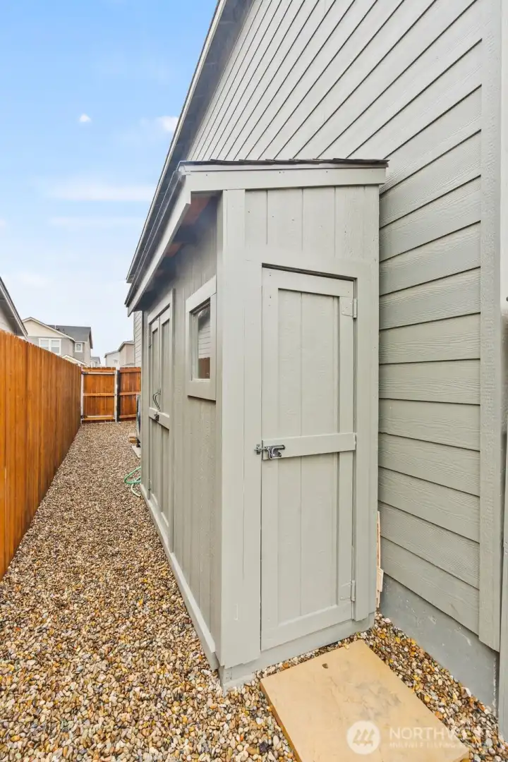 Great storage shed.