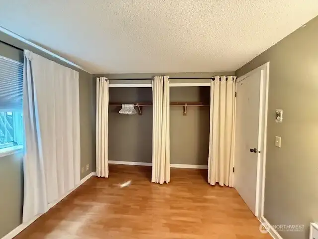 Plenty of closet space in bedroom