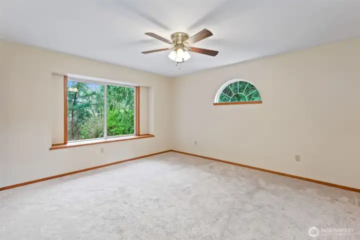 spacious primary bedroom