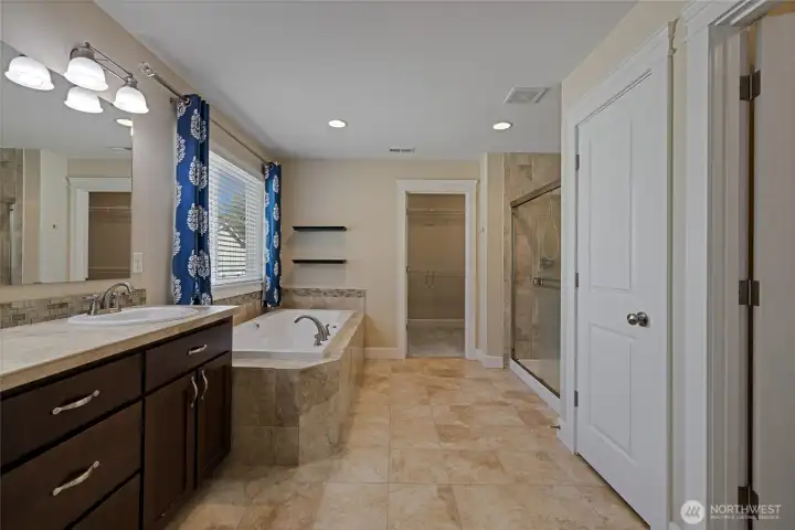 PRIMARY BATH - EN SUITE