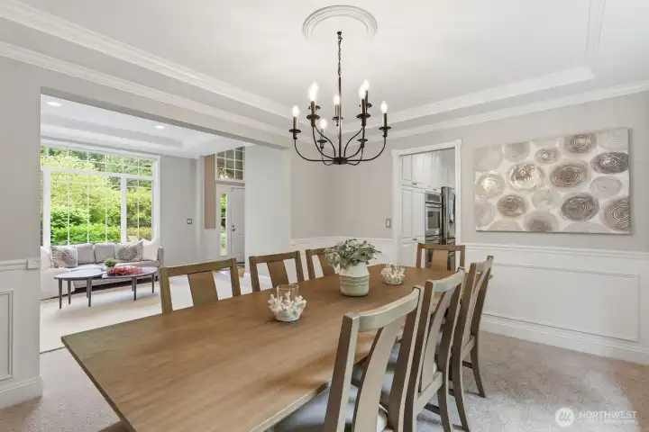 Wainscoting and double crown moldings. Wainscoting and double crown moldings.