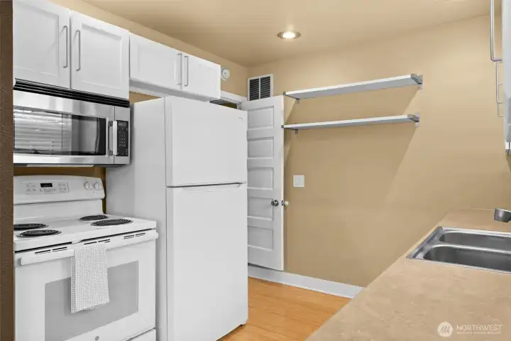 All Appliances Stay!