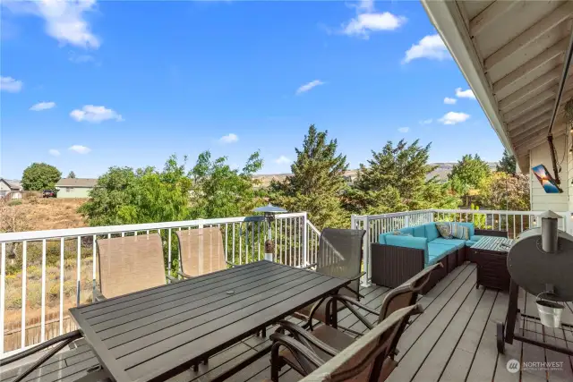 Main level newer deck - Outdoor TV conveys w/home.