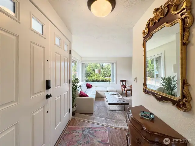 Beautiful 3 Bedroom, 2 Bath Home