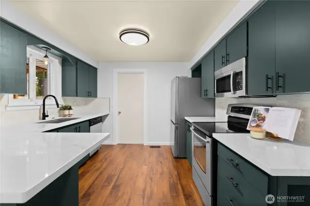 Color drenched cabinets + white quartz countertops