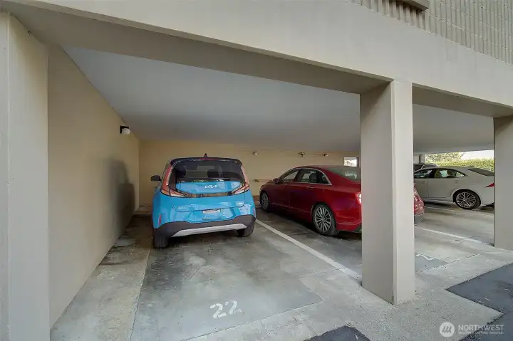 Parking space right next to door to building for convenient access. Lots of guest parking available.