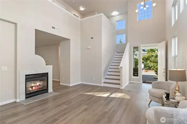 Beautiful entry with vaulted ceilings.