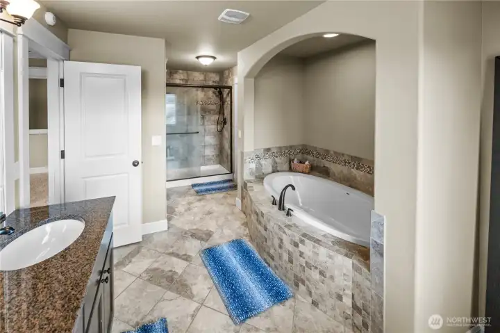 Primary bath with soaking tub