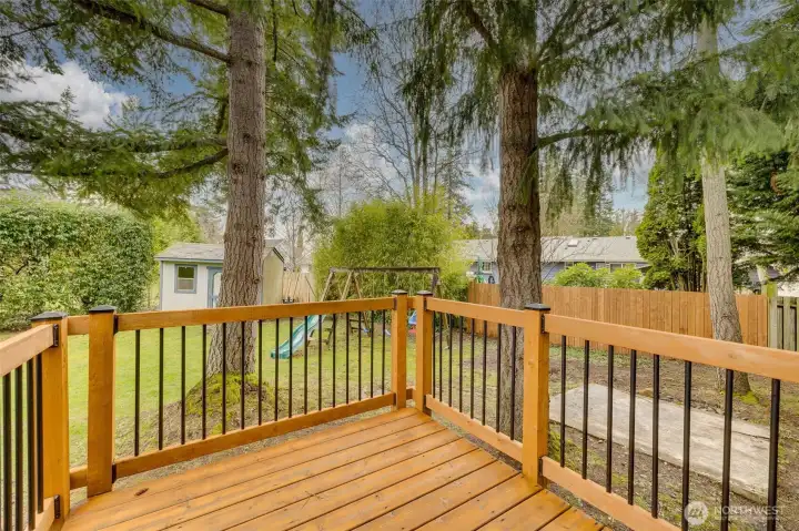 deck of reading nook/family room