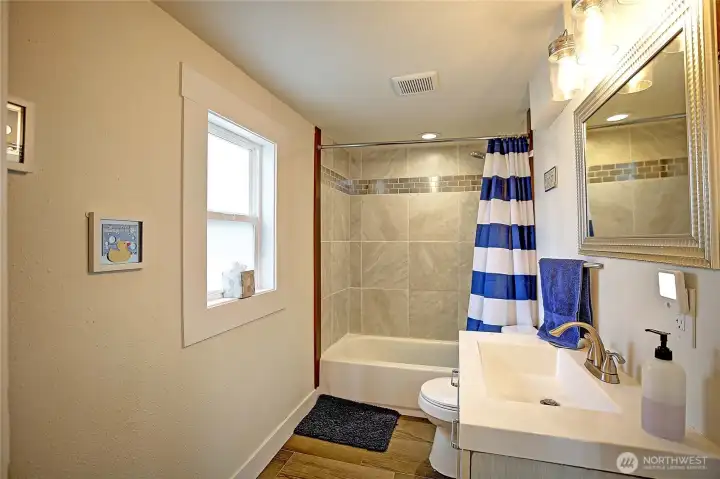 Main Bathroom