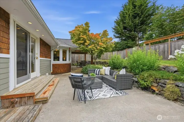 Fully Fenced Back Yard