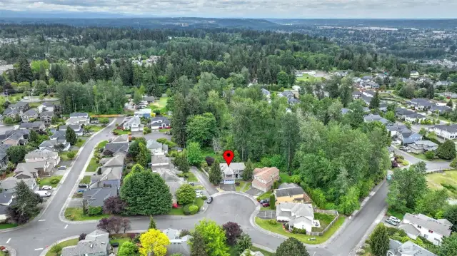 Experience comfortable living in a welcoming community, nestled on a quiet cul-de-sac