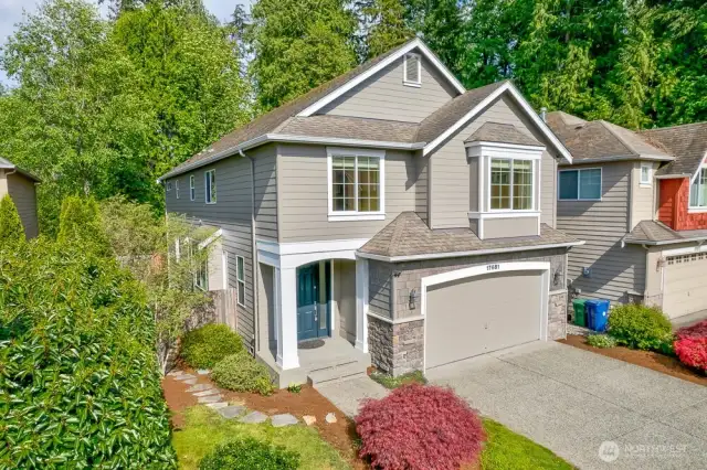 Murray Franklin-Built Gem in Monticello Estates