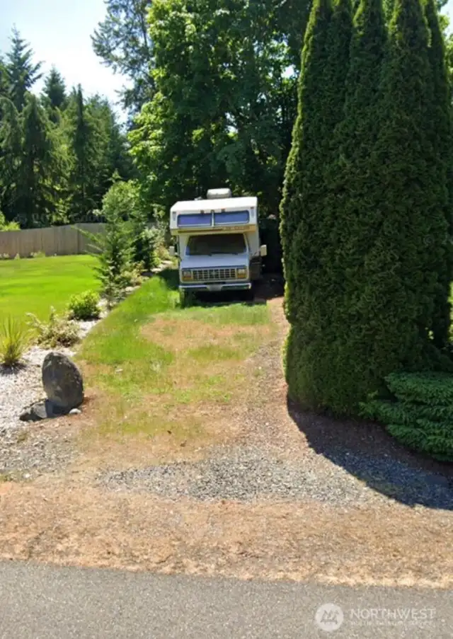 SEPERATE DRIVEWAY FOR RV PARKING