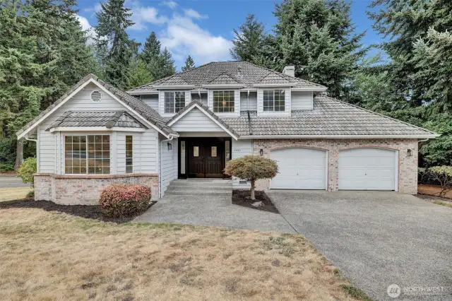 Beautiful 2 story home with a basement. 3 bedrooms, 2.5 baths, 2720 sq ft, 2 car garage