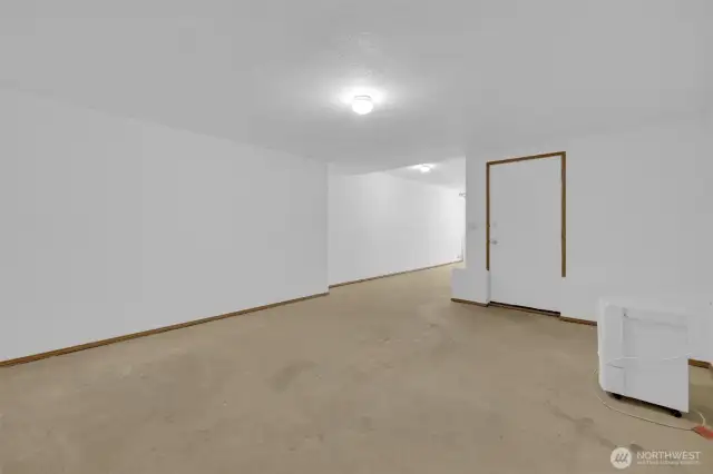 Basement would make a great office, exercise room or just a great storage space. Add flooring for a fully finished space