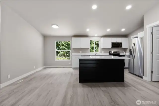 Gorgeous, brand-new kitchen
