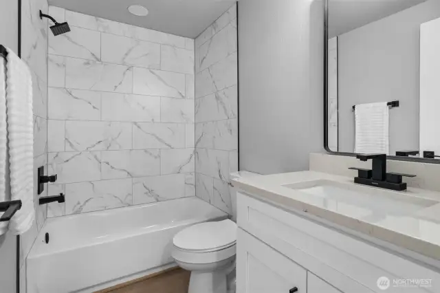 Tasteful Hall Bath w/ Quality Fixtures