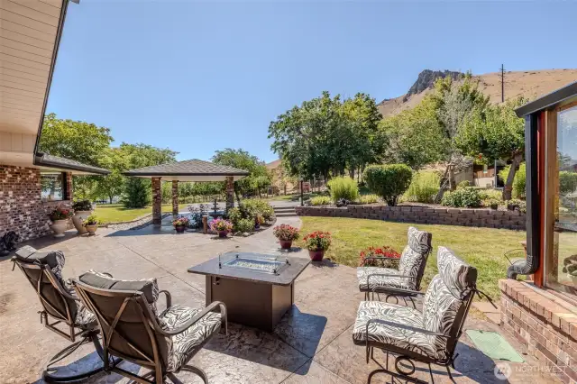 Lots of space for entertaining