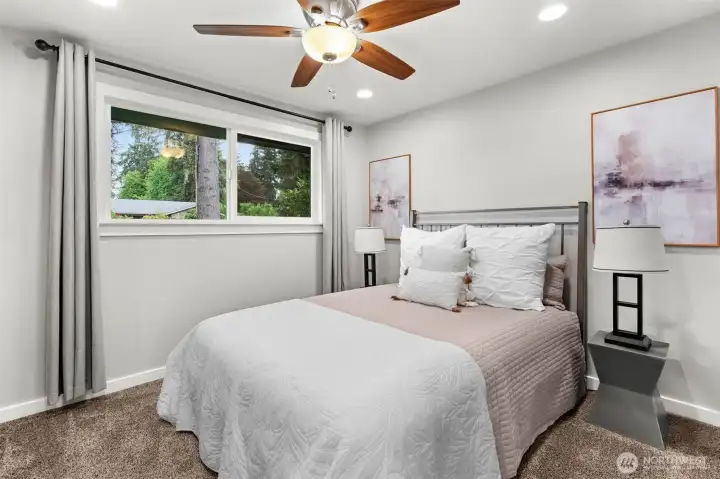 2nd bedroom