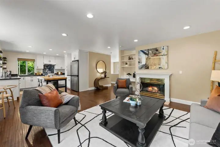 Open-concept floor plan - family to kitchen
