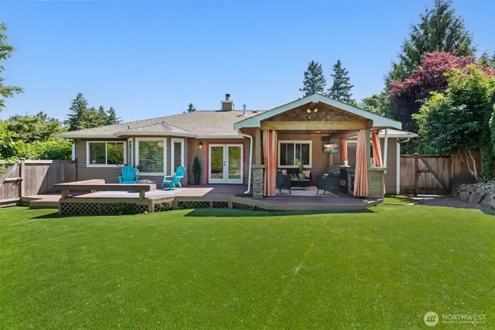 Beautifully landscaped garden spaces (both front and back), rich in character and thoughtfully updated throughout.