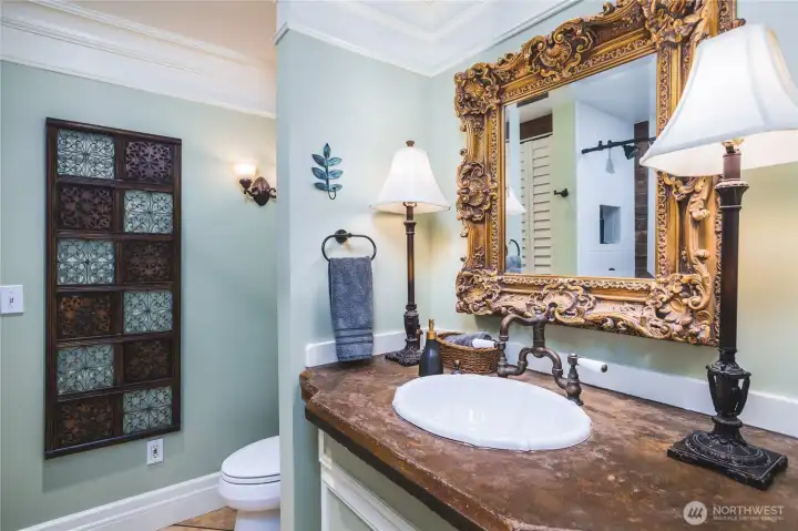Powder Guest 3/4 Bathroom Powder Guest 3/4 Bathroom