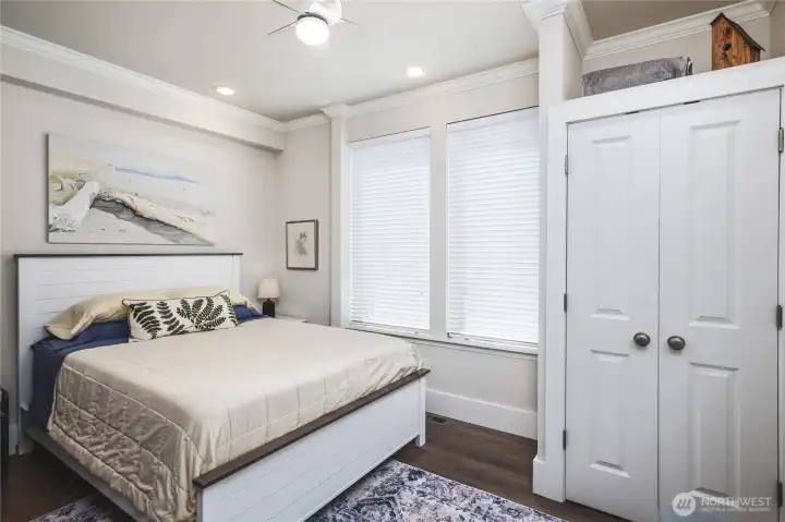 2nd Bedroom 2nd Bedroom
