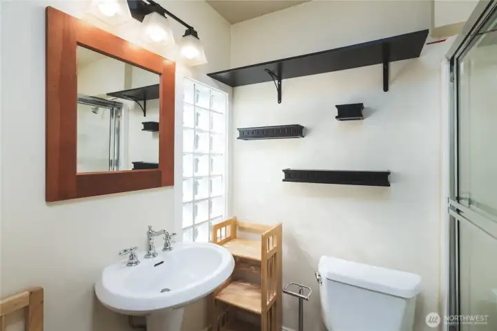 Guest Cottage Full Bathroom Guest Cottage Full Bathroom