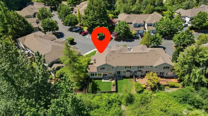 Amazing Privacy for this end unit townhouse backing up to the quiet greenbelt Amazing Privacy for this end unit townhouse backing up to the quiet greenbelt