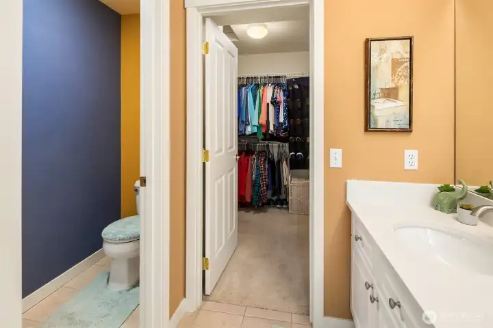 The primary bedroom walk-in closet & separate toilet room is a plus for privacy! The primary bedroom walk-in closet & separate toilet room is a plus for privacy!