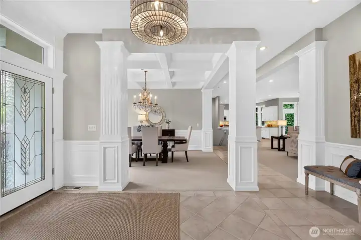 New carpet throughout, and luxury lighting. New carpet throughout, and luxury lighting.