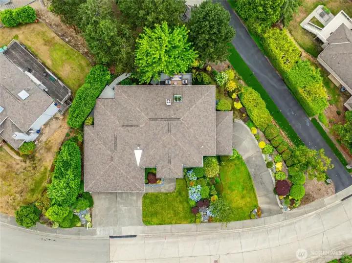 Aerial View. Irrigated, beautifully manicure landscaping. Aerial View. Irrigated, beautifully manicure landscaping.