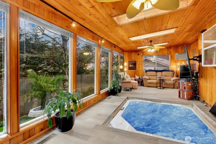 Hot tub Hot tub