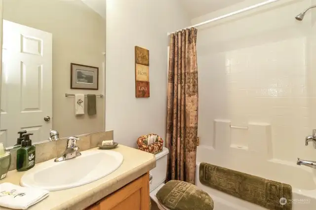 Main Bath with tub/shower