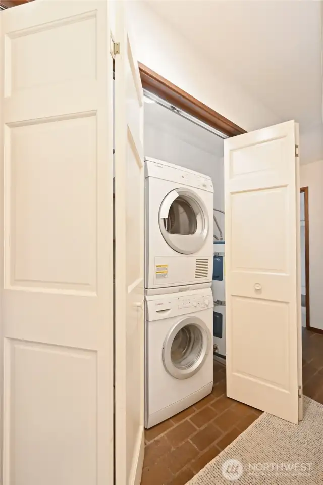 In-unit washer and dryer.