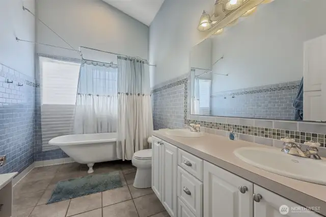 Upstairs bathroom