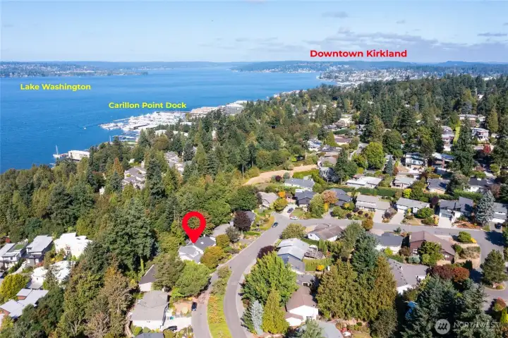 Conveniently located close to Carillon Point, Lake Washington, and downtown Kirkland
