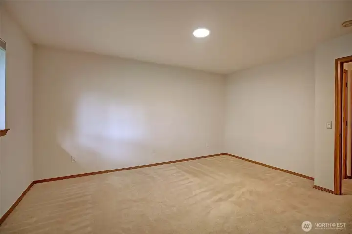 2nd Guest Bedroom~