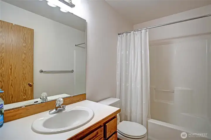 Guest Bathroom~