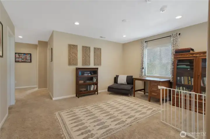 Additional living space with flexible use