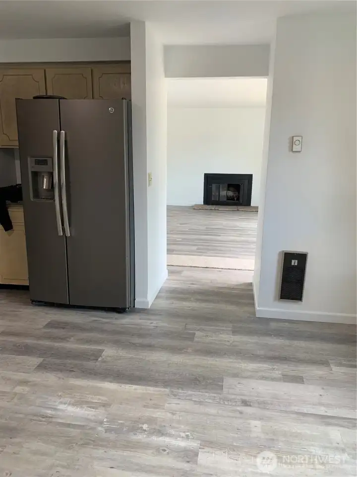 dinig to living room dinig to living room