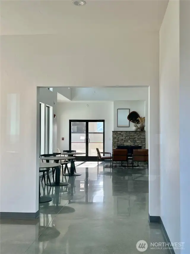 A peek into the clubhouse ... nice amenities for the owners use!