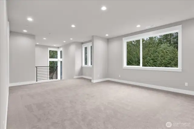 Upper Level: Open Bonus Room