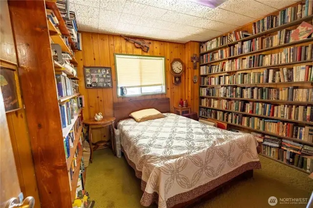 bookbedroom