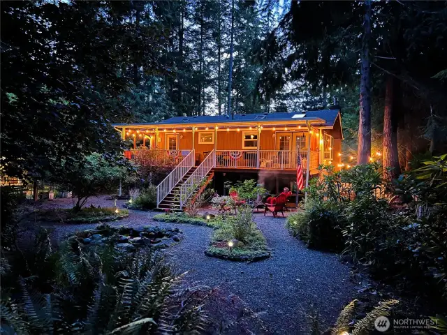 Night Time Oasis! Enjoy the smores and cuddle up!